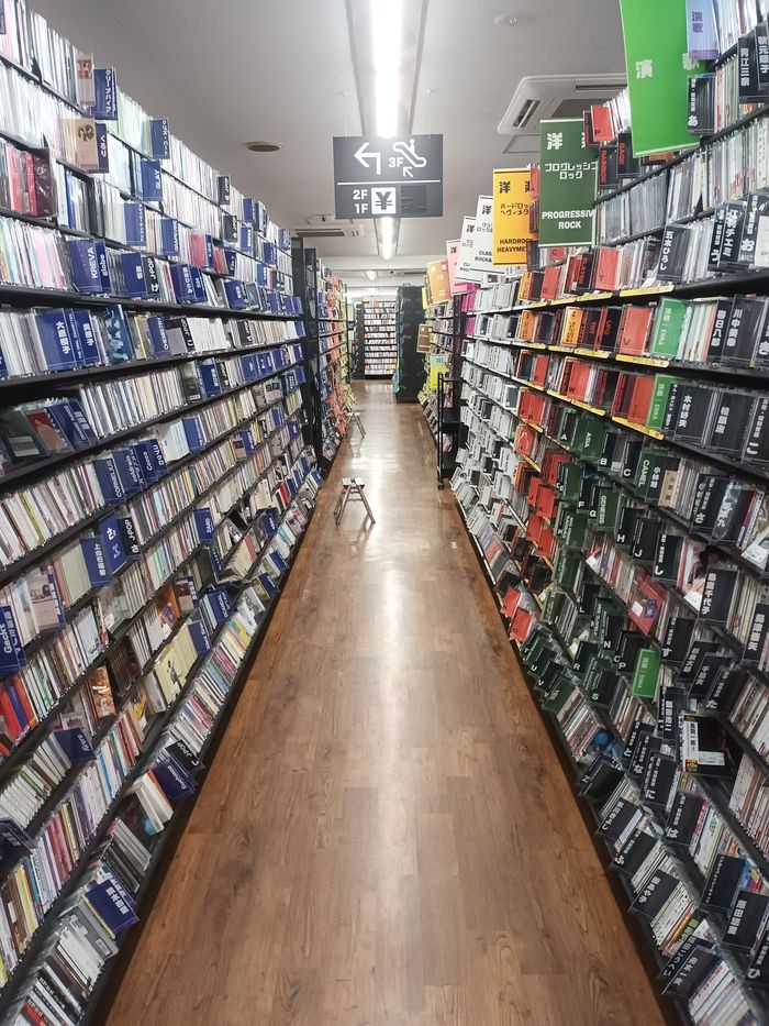Sebuah toko BOOKOFF di Jepang, 2024.